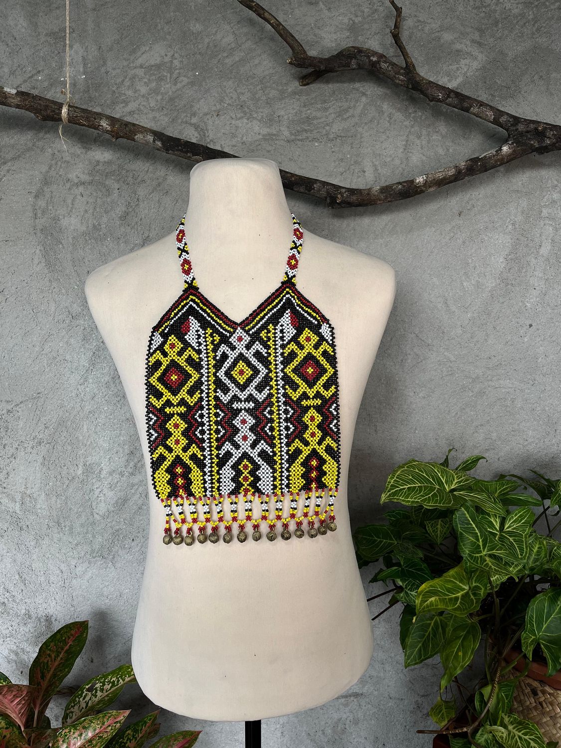 Necklace_03. LEMBANIG BEADED NECKLACE