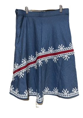 Skirt. T'BOLI HAND- BEADED SKIRT