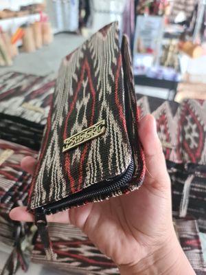 Wallet_01. LEMBANIG TNALAK CARD WALLET
