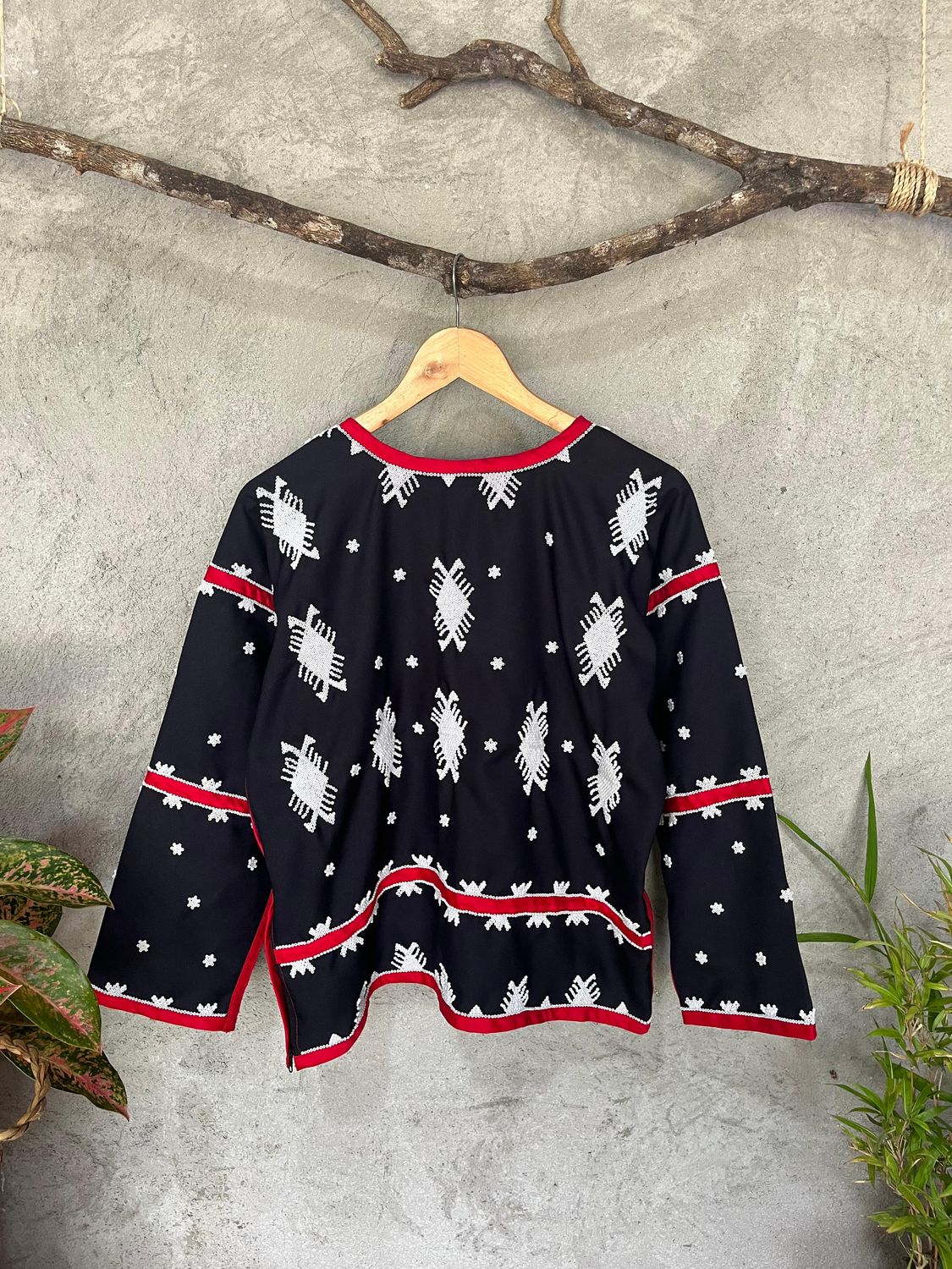 Blouse_31. T'BOLI BEADED BLOUSE
