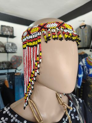 Headdress_01. TBOLI BEADED HEAD PIECE