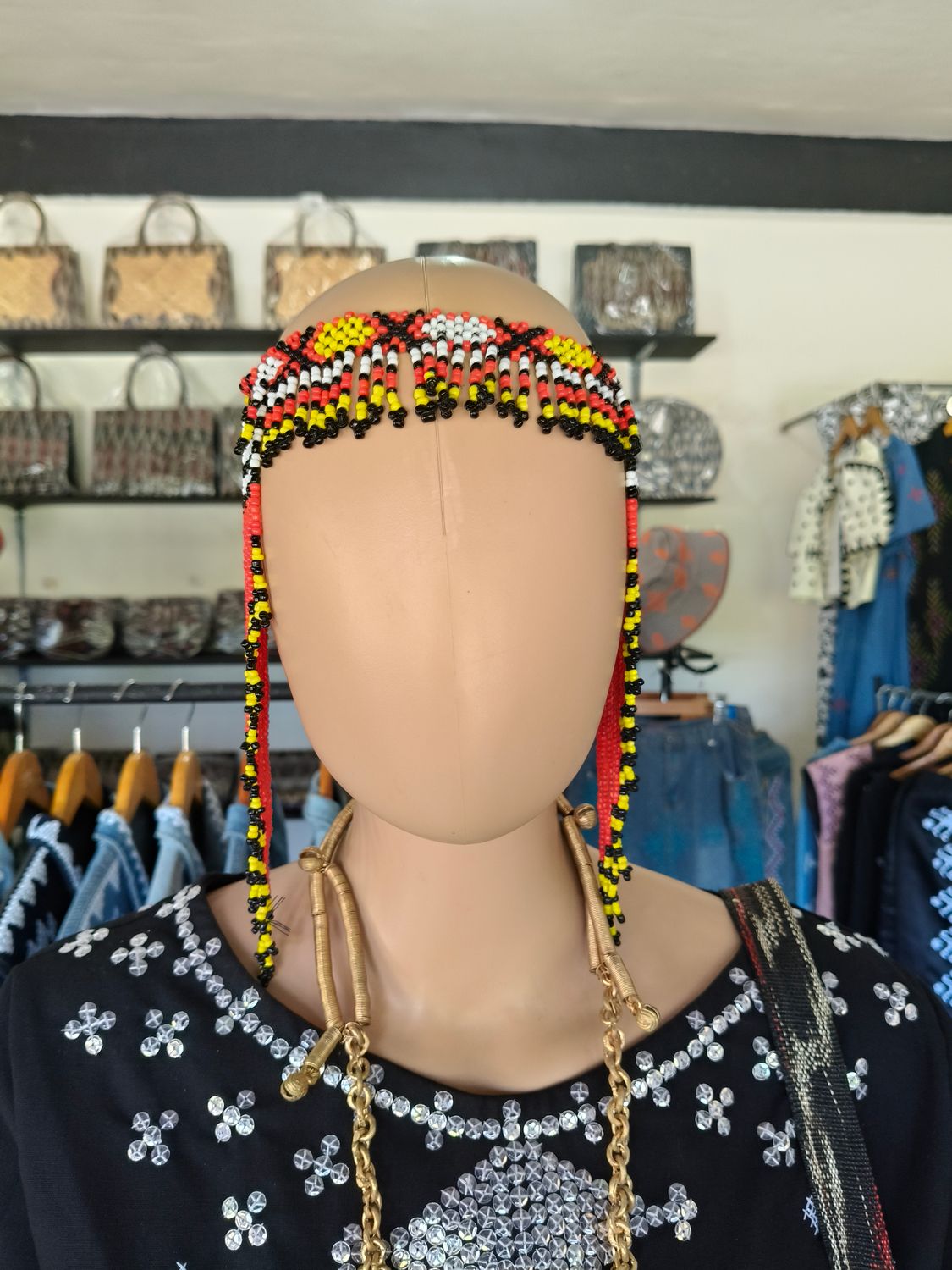 Headdress_01. TBOLI BEADED HEAD PIECE