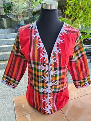 Blazer_02. T'BOLI BEADED GINTLO BLAZER