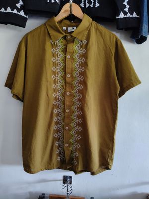 Polo_16. TBOLI HAND- EMBROIDERED POLO