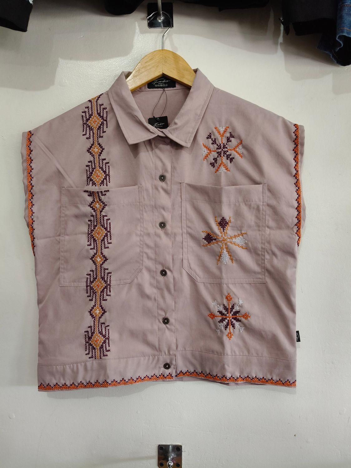 Blouse_56. T'BOLI HAND-EMBROIDERED BLOUSE