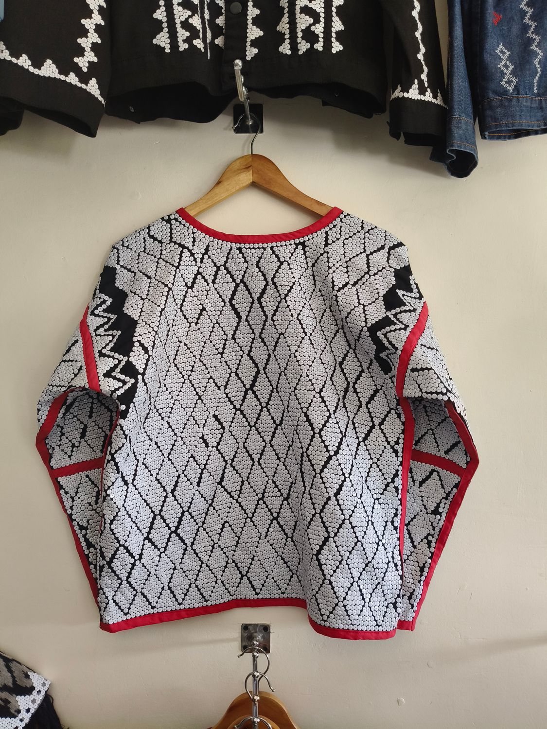 Blouse_35. TRADITIONAL T'BOLI BEADED BLOUSE