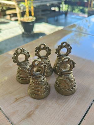 Souvenir. T'BOLI BRASS BELL