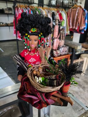 Souvenir. T'BOLI FEMALE DOLL
