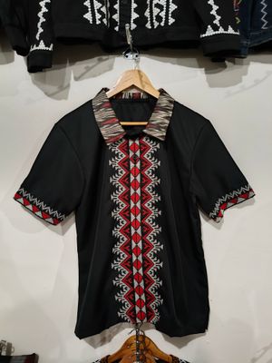Polo_18. TBOLI HAND- EMBROIDERED POLO accentuated w/ TNALAK