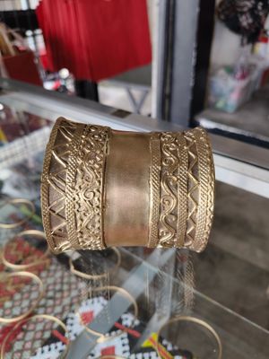 Bracelet_06. Brass Bangle/ Bracelet. SAWANG LIBUN