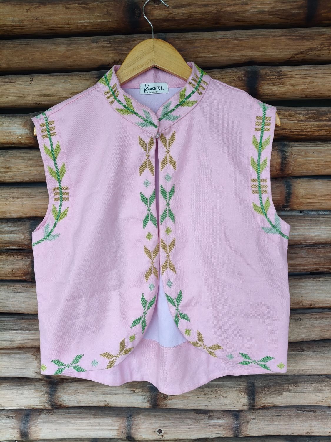 Blouse_26. T'BOLI HAND-EMBROIDERED BLOUSE