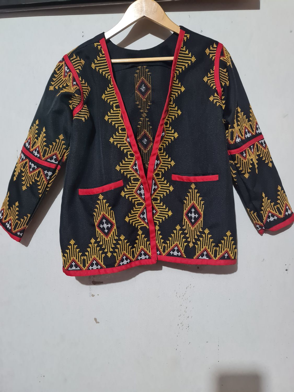 Blazer_34. T'BOLI HAND- EMBROIDERED BLAZER