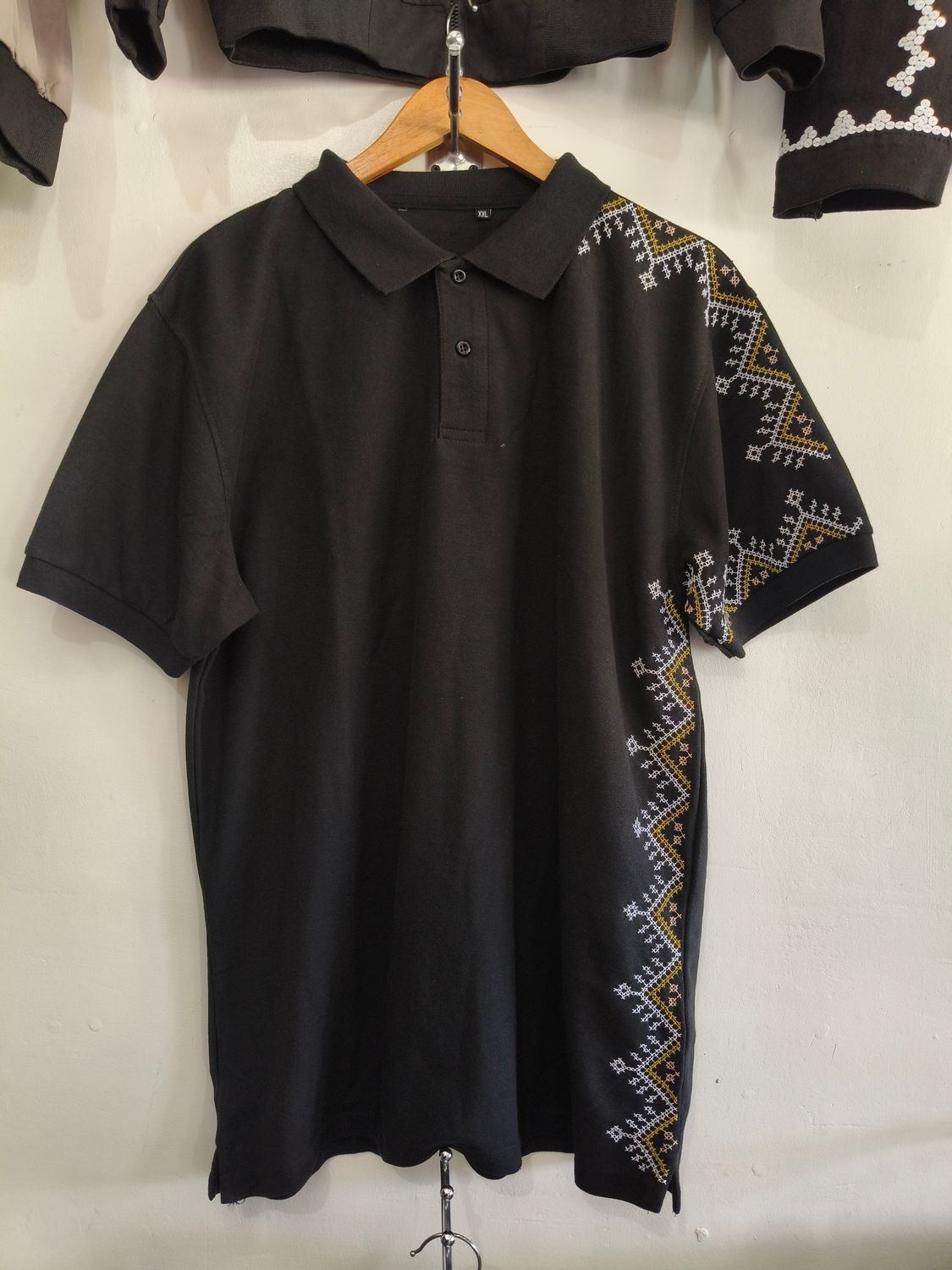 Polo_24. TBOLI HAND- EMBROIDERED POLO