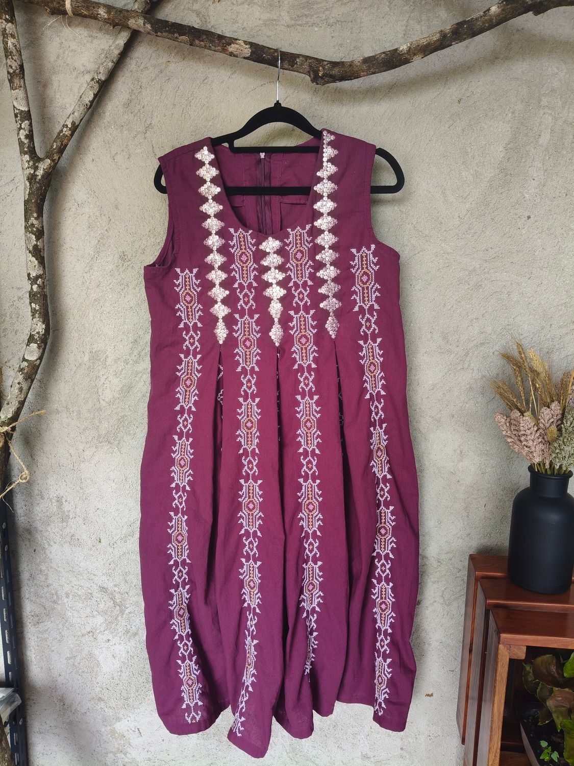 Dress_01. T'BOLI HAND0EMBROIDERED AND HAND-BEADED DRESS