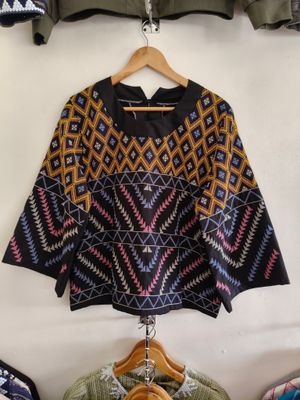 Blouse_01. T'BOLI HAND-EMBROIDERED