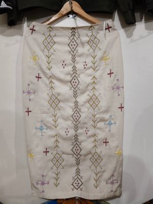 Skirt_12. T'BOLI EMBROIDERY PENCIL SKIRT