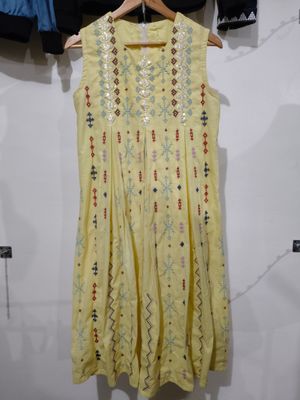 Dress_03. T'BOLI HAND-EMBROIDERED AND HAND-BEADED DRESS