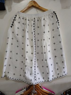 Skirt_20. TBOLI HAND-EMBROIDERED SKIRT
