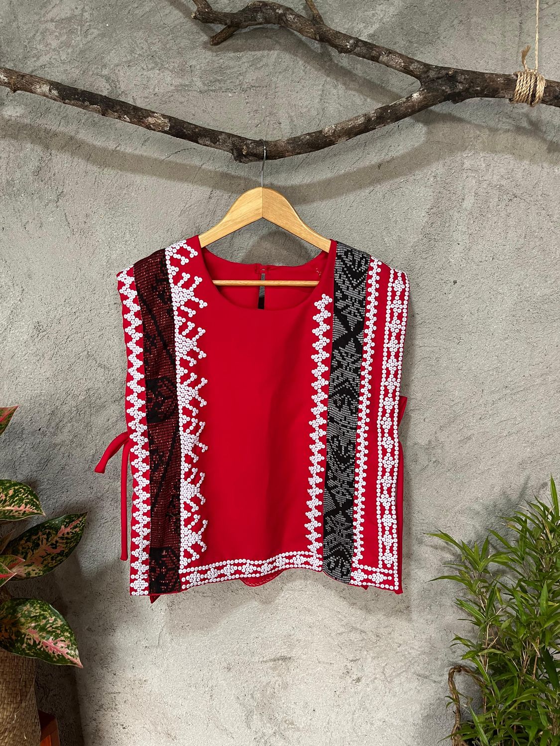 Bib Vest_09. TBOLI HAND-BEADED INAUL VEST TOP