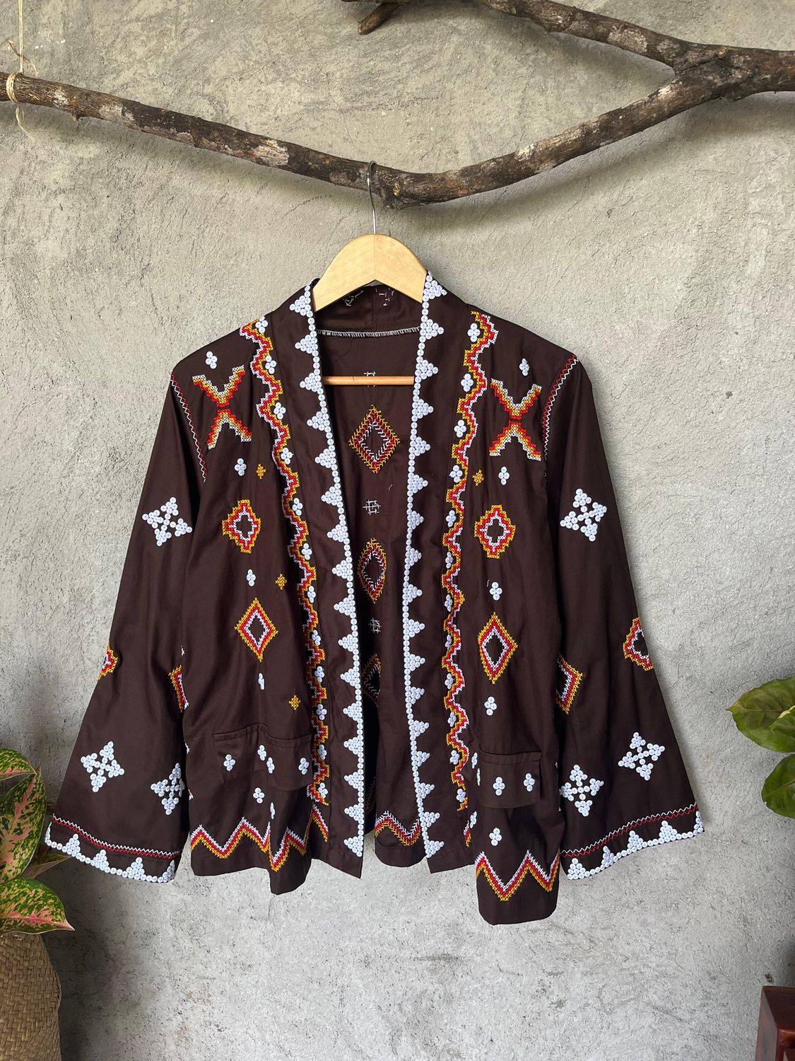 Blazer_31. T'BOLI HAND- EMBROIDERED BLAZER