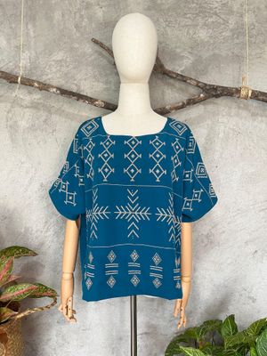 Blouse_50. T'BOLI HAND-EMBROIDERED BLOUSE