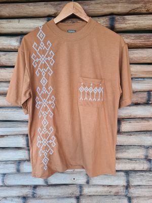 T-shirt_02. T'BOLI HAND- EMBROIDERED