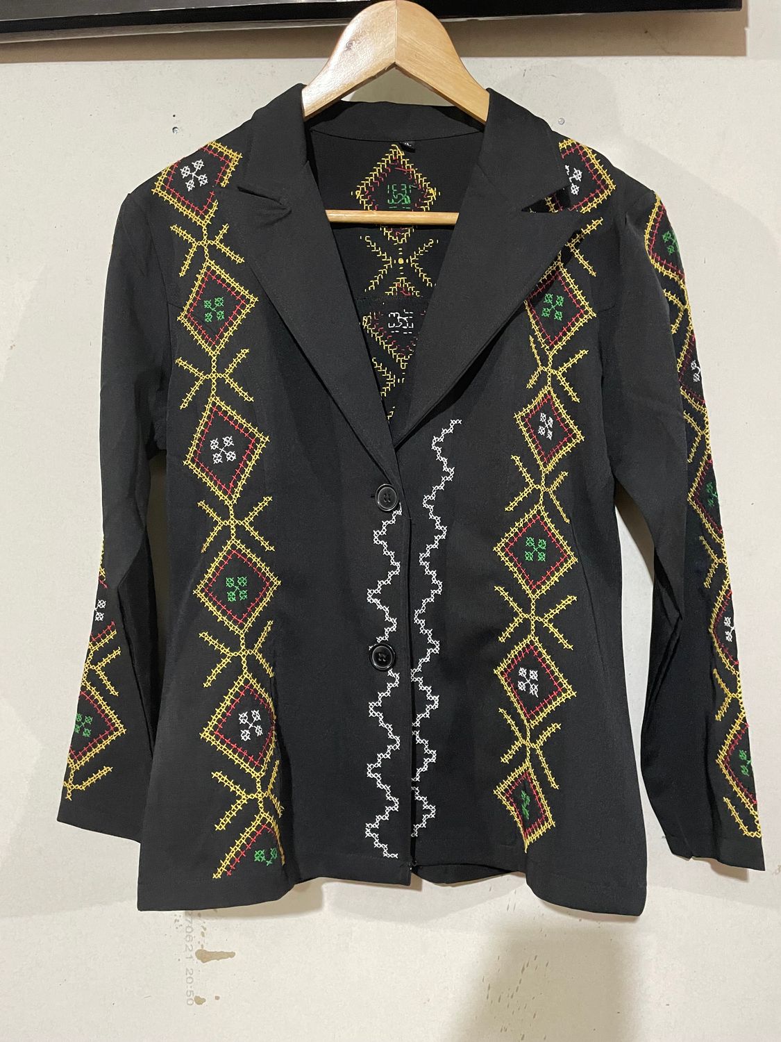 Blazer_38. T'BOLI HAND- EMBROIDERED Blazer