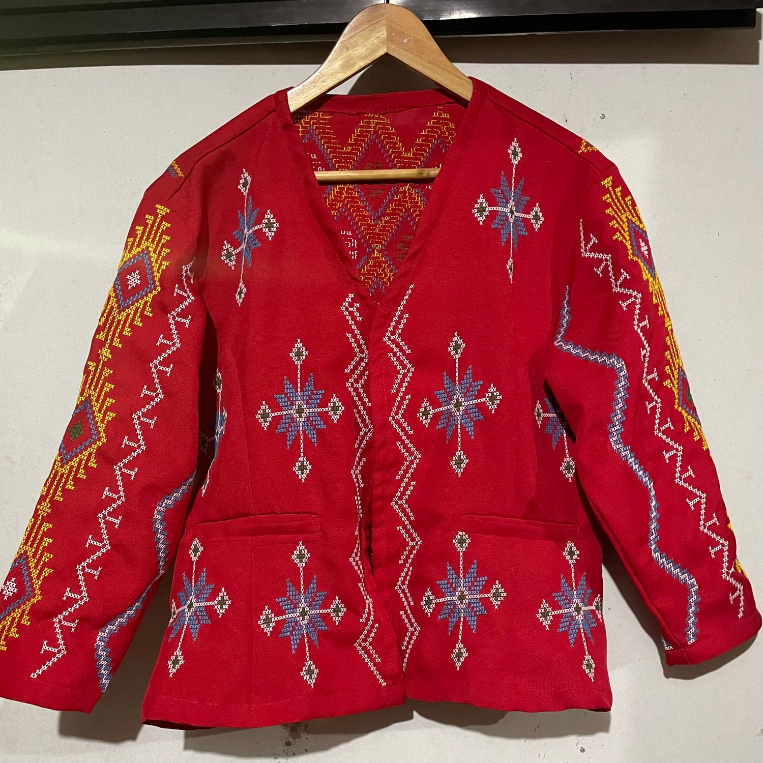Blazer_40. T'BOLI HAND-EMBROIDERED Blazer