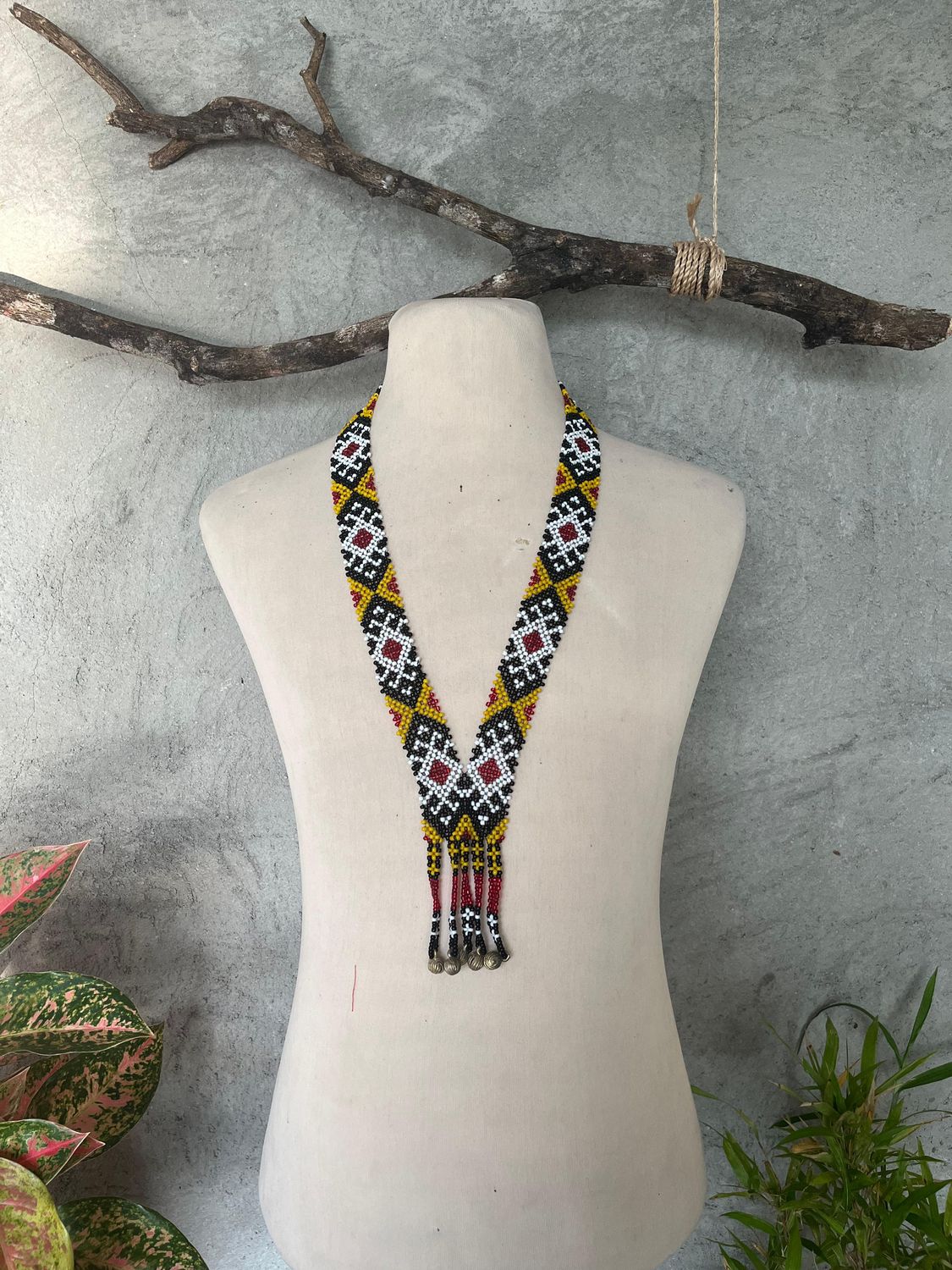 Necklace_22. T'BOLI HAND-BEADED NECKLACE