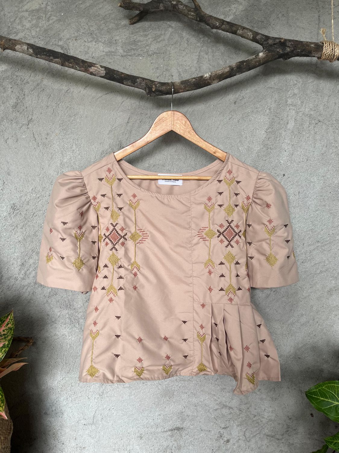 Blouse_80. T'BOLI HAND-EMBROIDERED BLOUSE