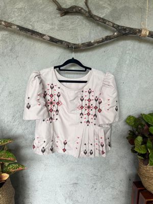 Blouse_80. T'BOLI HAND-EMBROIDERED BLOUSE