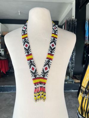 Necklace_18. T'BOLI HAND-BEADED NECKLACE