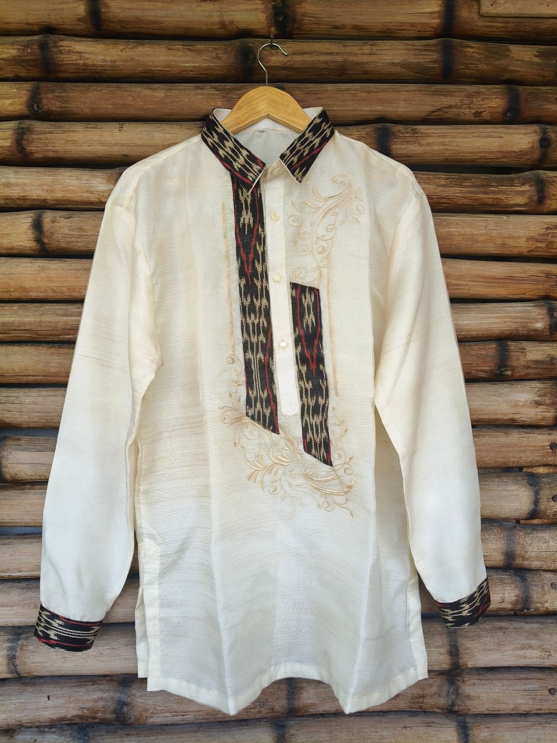 Barong_03. T'BOLI HAND-EMBROIDERED BARONG ACCENTUATED WITH TNALAK