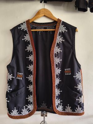 Chaleko_05. T'BOLI HAND-BEADED