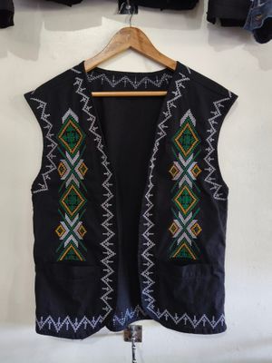 Chaleko_06. T'BOLI HAND-EMBROIDERED