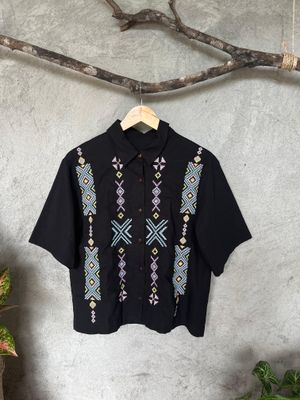 Blouse_79. T'BOLI HAND-EMBROIDERED BLOUSE