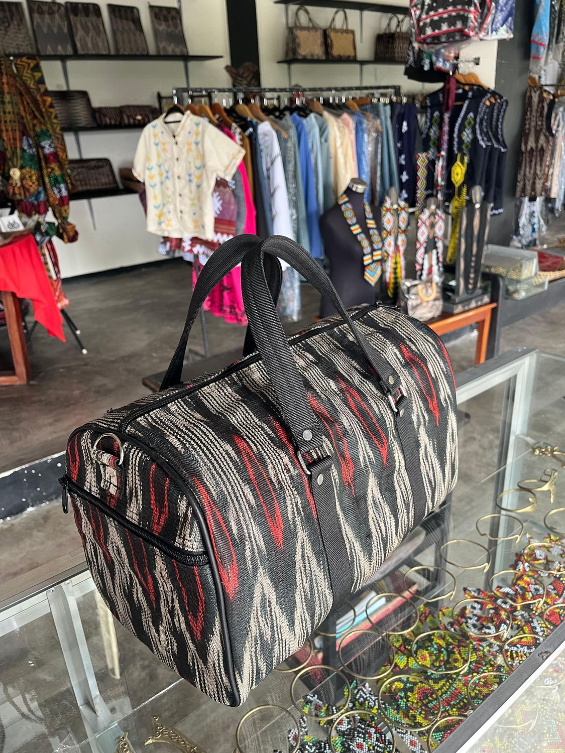 Bag_44. T'NALAK DUFFEL BAG