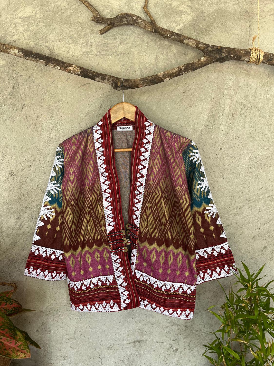 Blazer_49. T'BOLI HAND-BEADED BLAZER