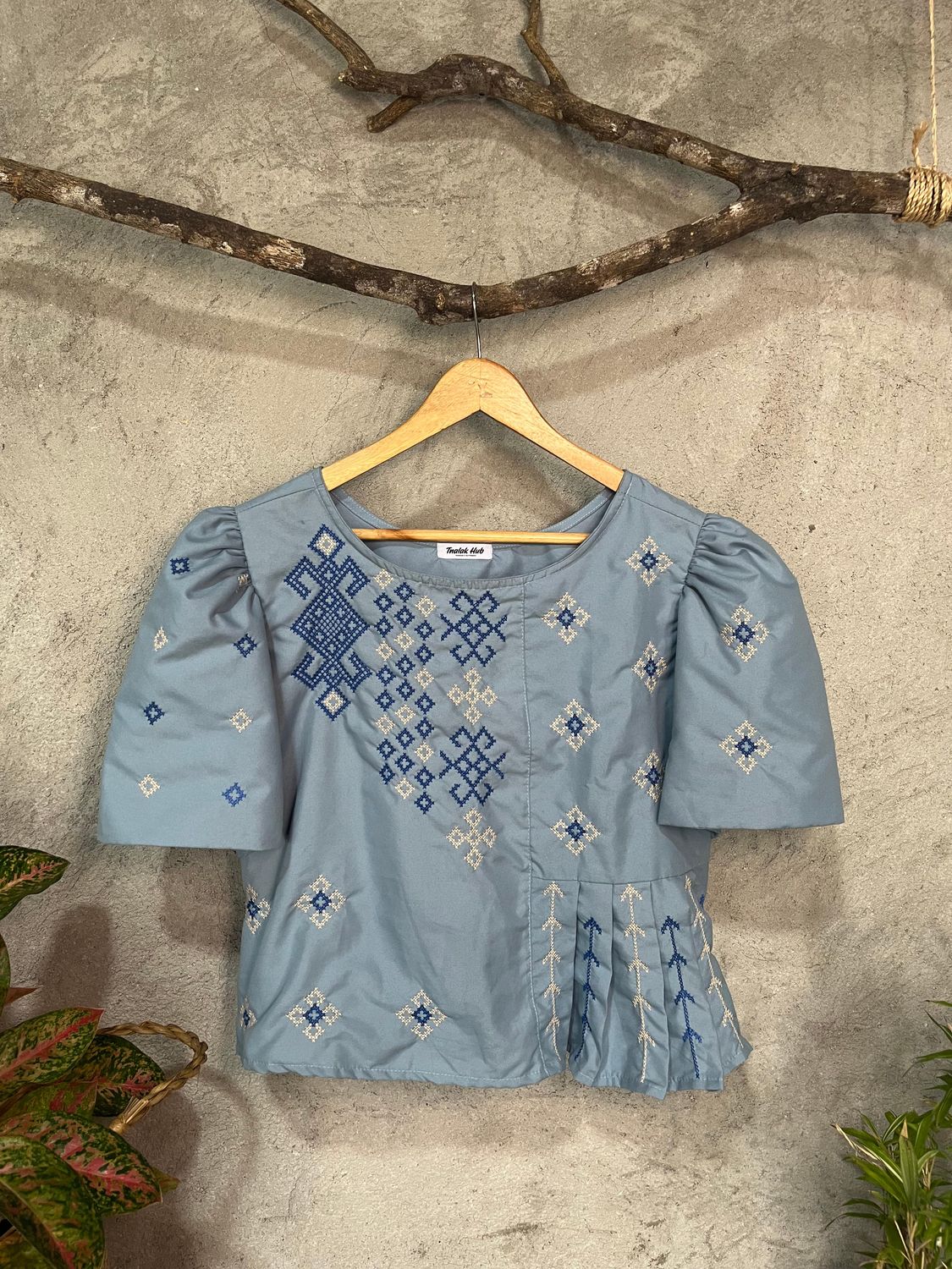 Blouse_87. T'BOLI HAND-EMBROIDERED BLOUSE