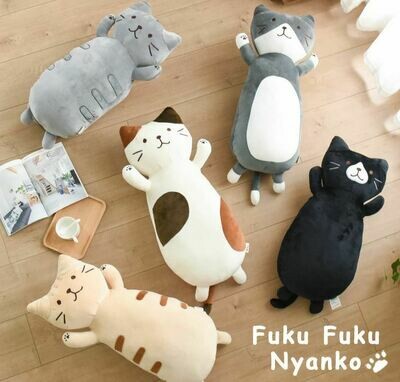 日本FUKU FUKU NYANKO 抱枕 | ふくふくにゃんこ抱きぐるみ