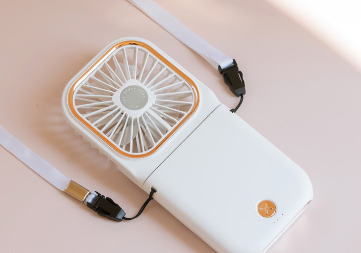 3合1迷你便攜掛頸風扇 丨 3 In 1 Portable Mini Fan, Color: White