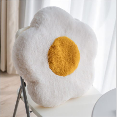太陽花坐墊丨Sun Flower Cushion, 太陽花坐墊丨Sun Flower Cushion: 蛋黃白