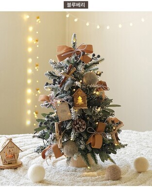 ​INS小聖誕樹擺設(燈光版) | INS Christmas Tree Decoration (Lighting Version)