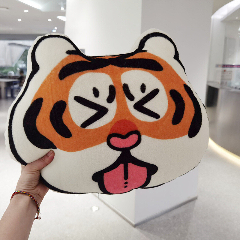 ​新年胖虎Cushion, 款式: 吐舌