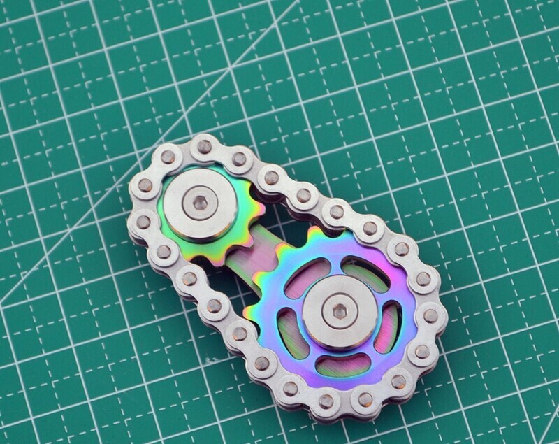 ​金屬鏈齒輪陀螺