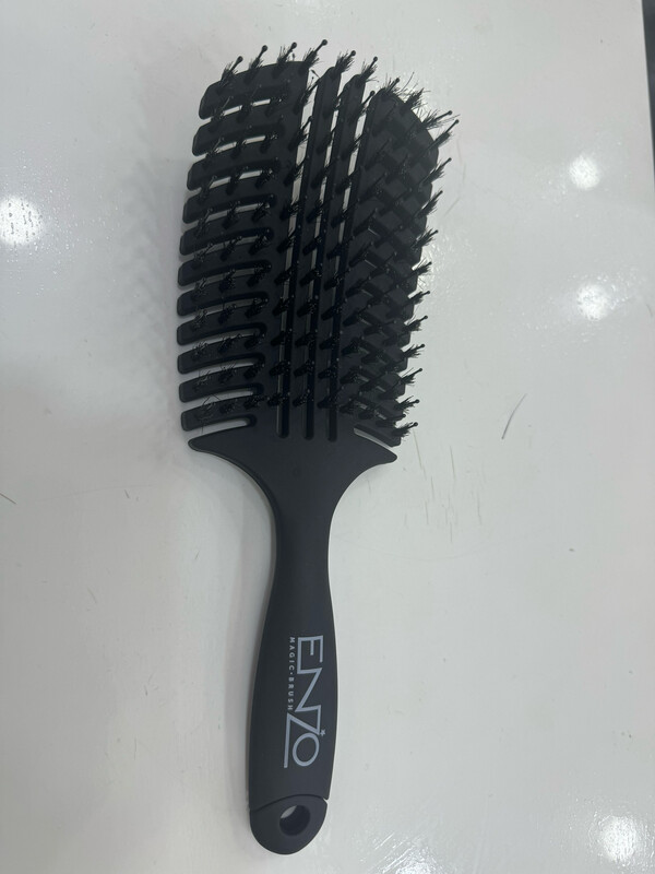 Enzo Magic Brush