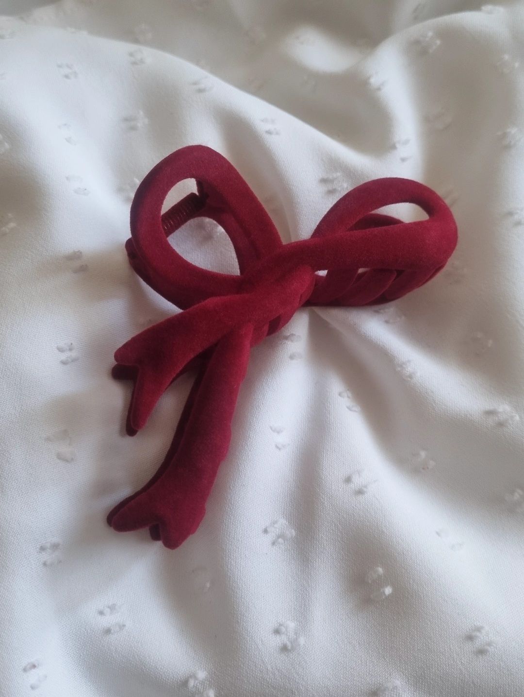 Spange Tiara Burgund