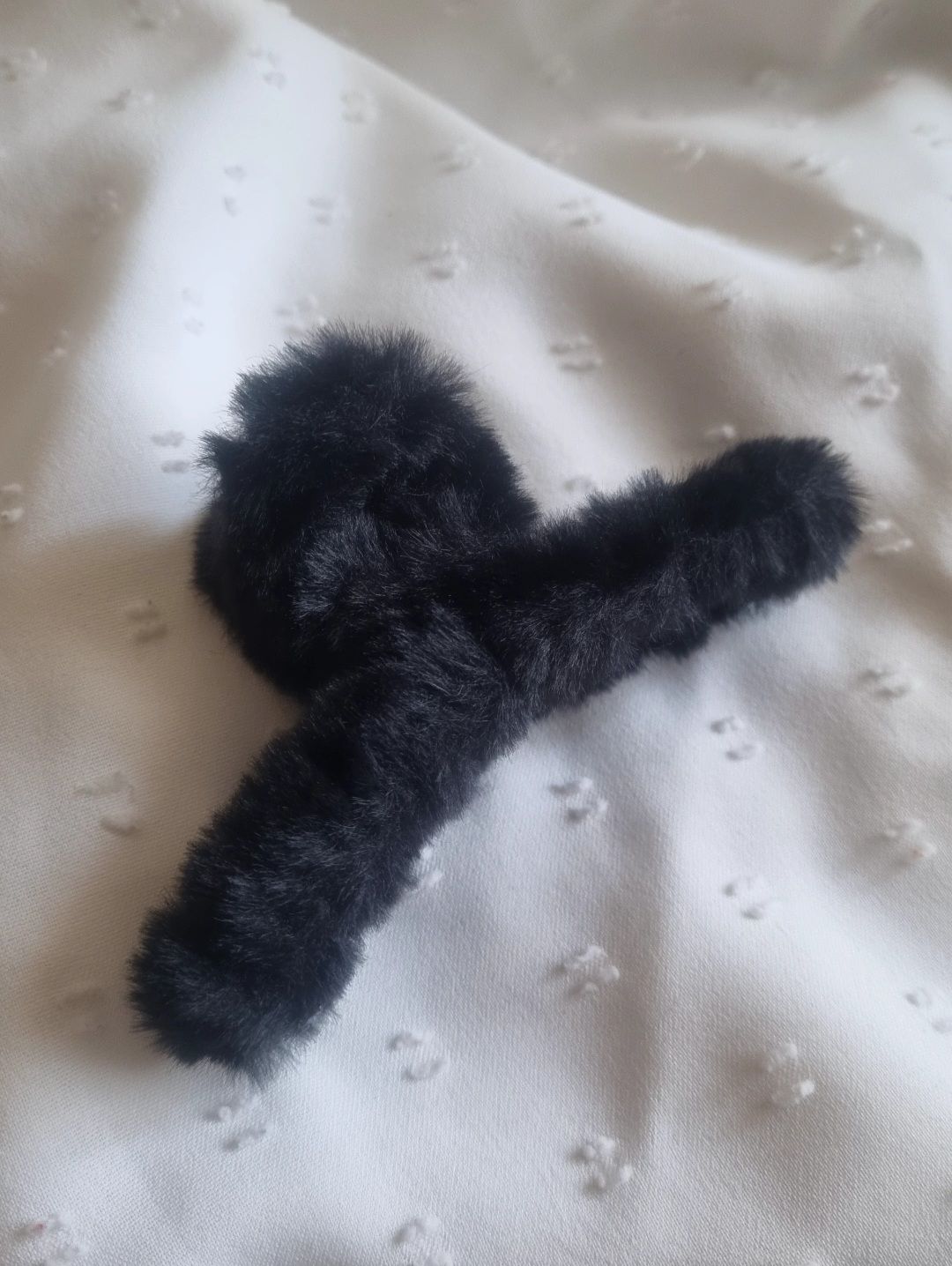 Spange Hannah Schwarz