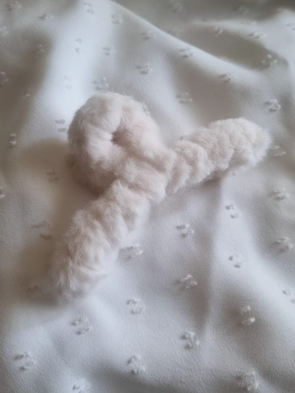 Spange Hannah creme Spange Hannah creme