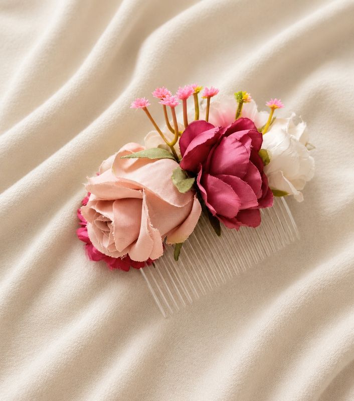 Blumen Kamm Kira